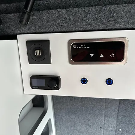 キャンプ場 Campervan Norway *